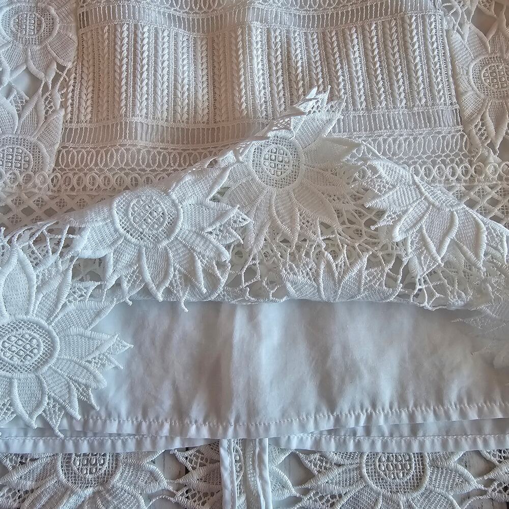Topshop White Floral Lace Mini Skirt Size 8 | Romantic Crochet Detail - Picture 5 of 7
